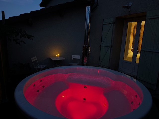 Bain nordique lumière rouge